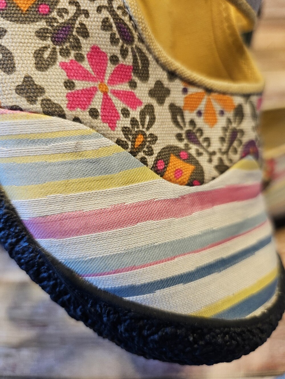 Keen Harvest Mary Jane Flats - Picture 13 of 13